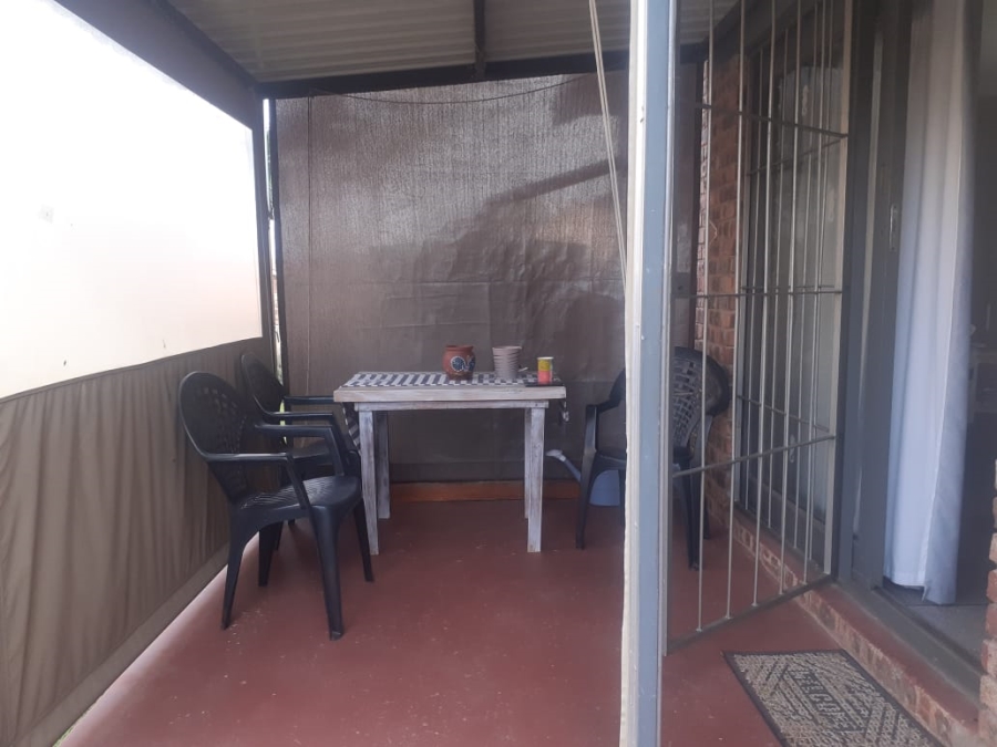 To Let 1 Bedroom Property for Rent in Noorsekloof Eastern Cape